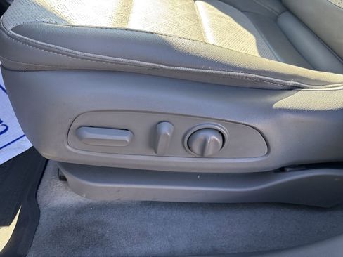 Used 2022 Chevrolet Bolt EUV Premier w/ Sun & Sound Package image 12