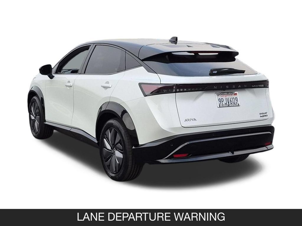 Used 2024 Nissan Ariya AWD image 7