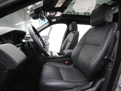 Used 2025 Land Rover Range Rover Velar Dynamic SE AWD/4WD image 13