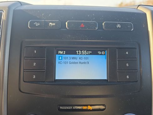 Used 2018 Ford Expedition Max XLT image 41