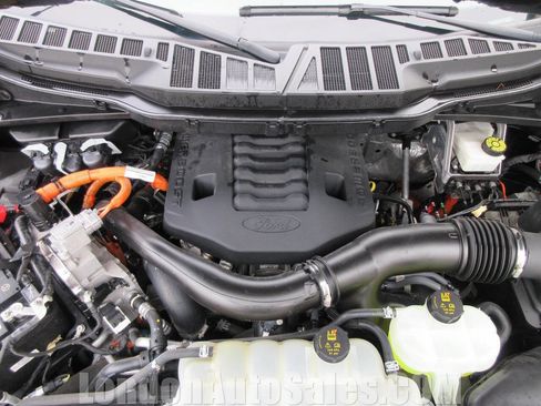 Used 2023 Ford F150 Limited image 16