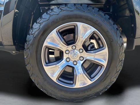 Used 2022 RAM 1500 Laramie AWD/4WD image 38