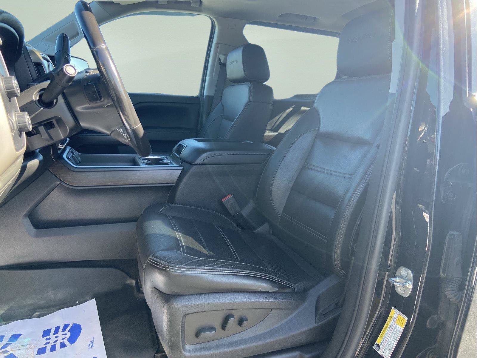 Used 2018 GMC Sierra 1500 Denali w/ Denali Ultimate Package AWD/4WD image 19