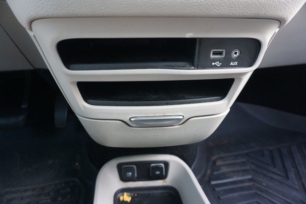 Used 2020 Chrysler Pacifica Limited FWD image 15
