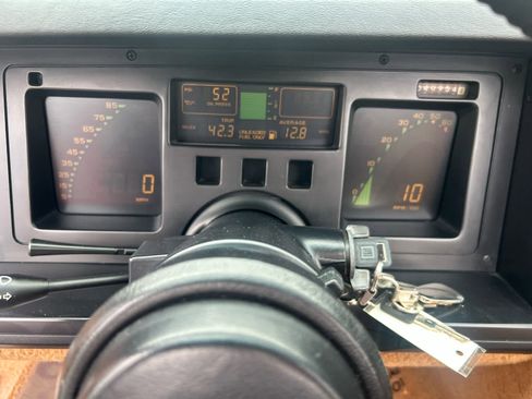 Used 1989 Chevrolet Corvette Convertible RWD image 14