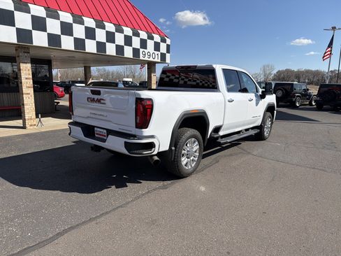 Used 2023 GMC Sierra 3500 Denali w/ Denali Ultimate Package image 9