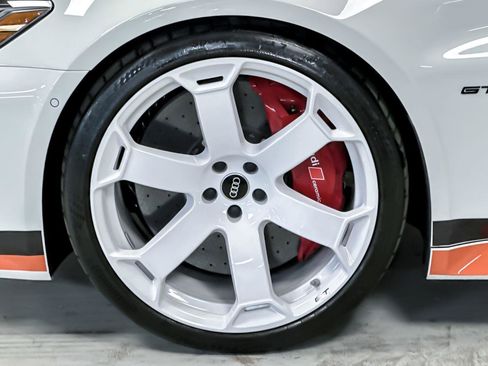 Used 2025 Audi RS 6 performance image 26