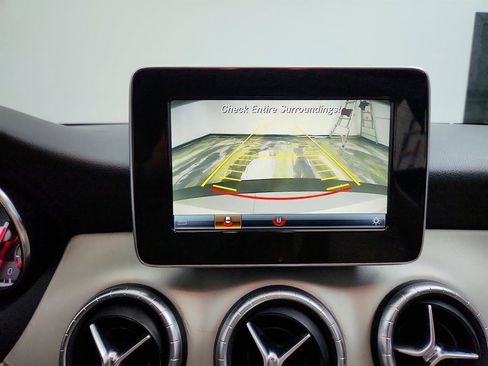 Used 2016 Mercedes-Benz CLA 250 CLA250 image 18