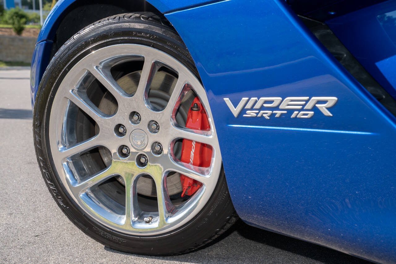 Used 2006 Dodge Viper SRT-10 RWD image 51
