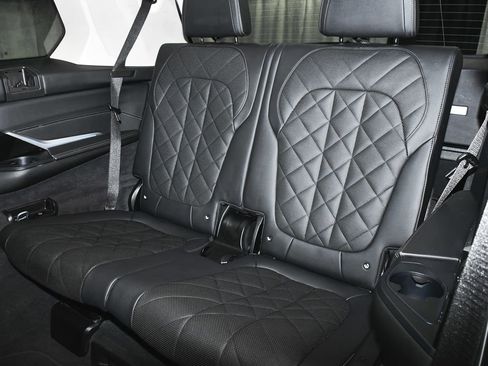 Used 2024 BMW X7 xDrive40i image 66