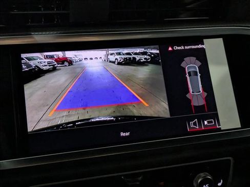 New 2025 Audi Q3 2.0T Premium image 14