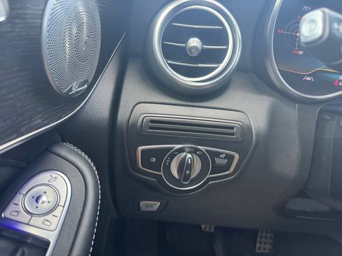 Used 2020 Mercedes-Benz GLC 63 AMG 4MATIC image 36