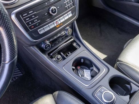 Used 2020 Mercedes-Benz GLA 250 image 22