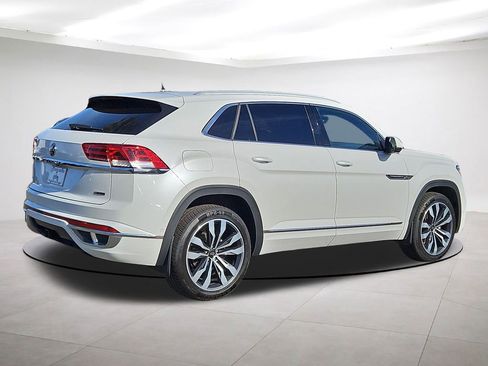Used 2022 Volkswagen Atlas Cross Sport SEL Premium R-Line image 7