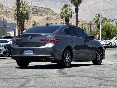 Used 2022 Acura ILX w/ Premium Package FWD image 3