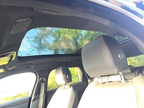 Used 2026 Land Rover Range Rover Velar S image 11