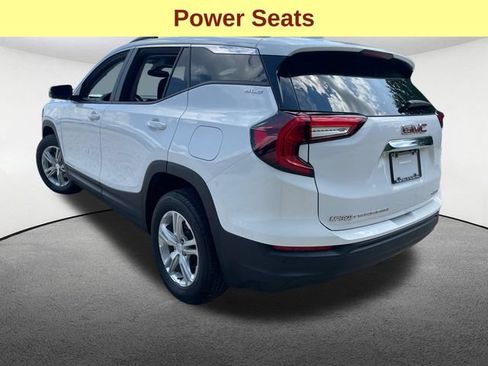 Used 2023 GMC Terrain SLE w/ Driver Convenience Package AWD/4WD image 10