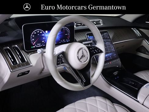 Certified 2023 Mercedes-Benz S 580e 4MATIC Sedan image 31