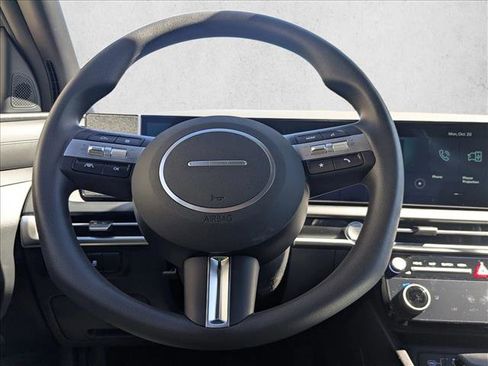 New 2026 Hyundai Santa Cruz SEL FWD image 12