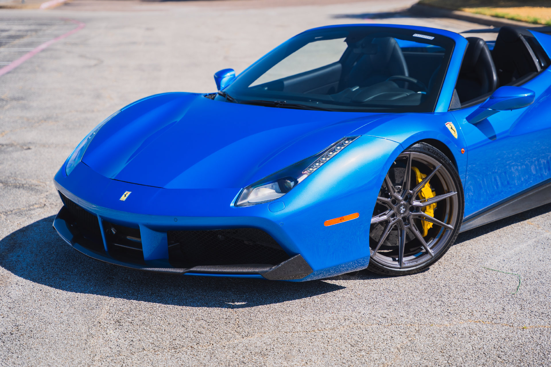 Used 2017 Ferrari 488 Spider RWD image 5