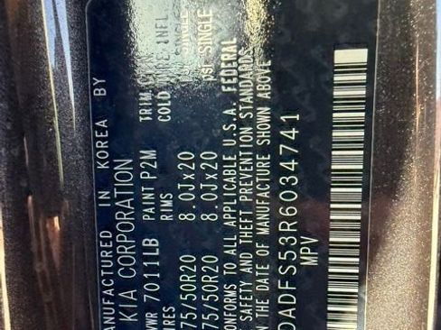 Used 2024 Kia EV9 Land AWD/4WD image 30
