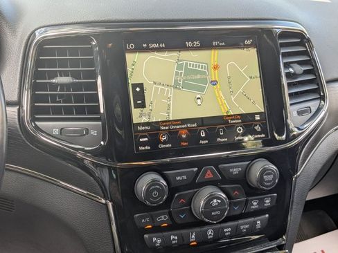 Used 2021 Jeep Grand Cherokee High Altitude AWD/4WD image 14