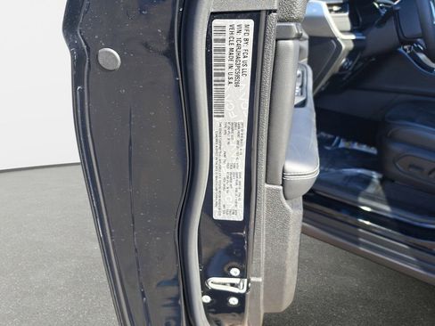 Used 2023 Jeep Grand Cherokee Altitude image 36