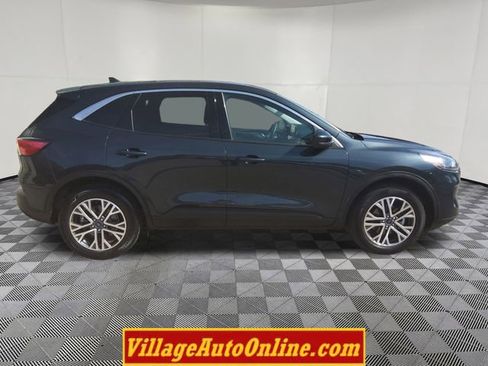Used 2022 Ford Escape SEL image 15