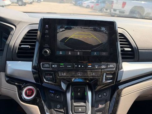 Used 2018 Honda Odyssey Elite image 13