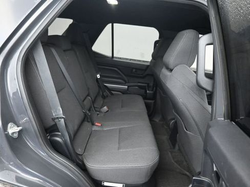 Used 2025 Toyota 4Runner SR5 AWD/4WD image 7