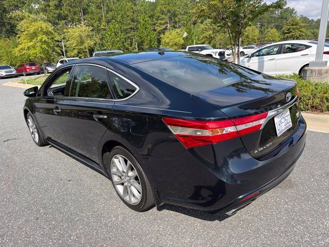 Used 2015 Toyota Avalon XLE Touring FWD image 18