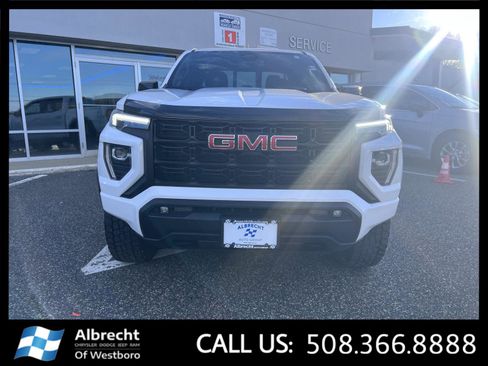 Used 2023 GMC Canyon Elevation w/ Convenience Package image 8