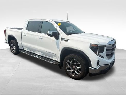 Used 2022 GMC Sierra 1500 SLE AWD/4WD image 8