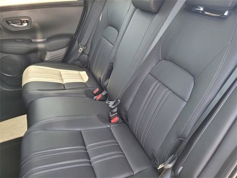 New 2026 Honda HR-V EX-L image 9