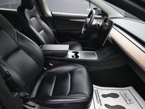 Used 2023 Tesla Model 3 Standard Range image 33