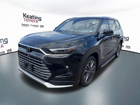 Used 2026 Toyota Grand Highlander AWD Hybrid image 3