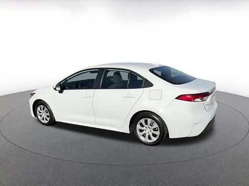 Used 2025 Toyota Corolla LE image 10