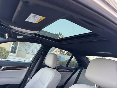 Used 2012 Mercedes-Benz C 250 Sedan image 15