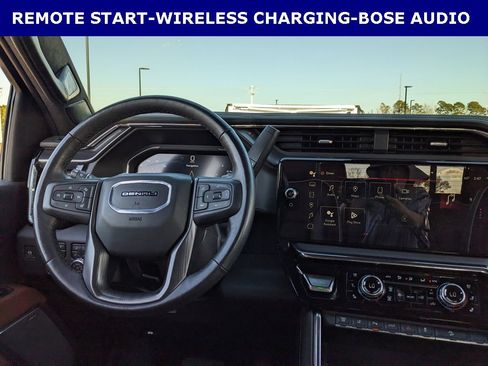 Used 2025 GMC Sierra 2500 Denali Ultimate image 17