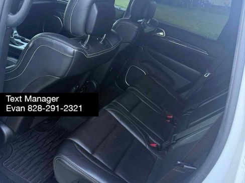 Used 2016 Jeep Grand Cherokee SRT AWD/4WD image 8