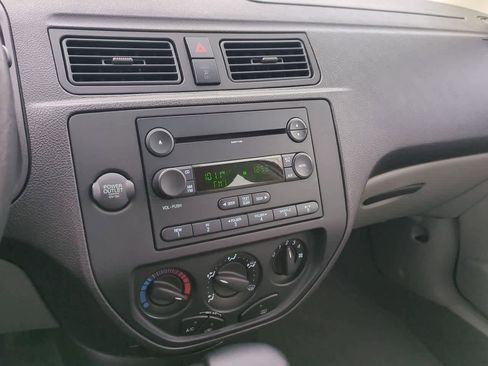 Used 2007 Ford Focus SE image 26
