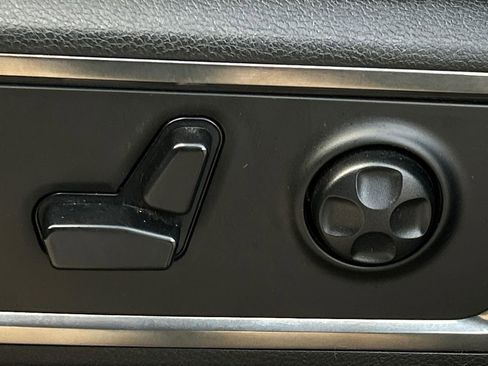 Used 2020 RAM 1500 Limited image 37