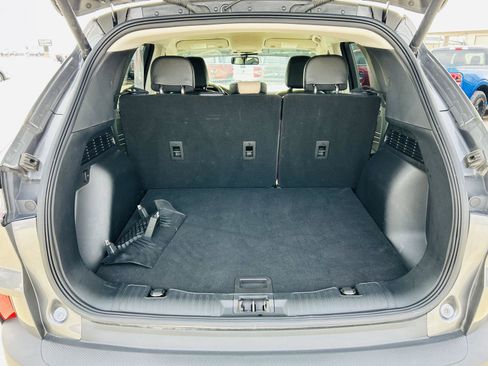 Used 2021 Ford Escape Titanium image 29