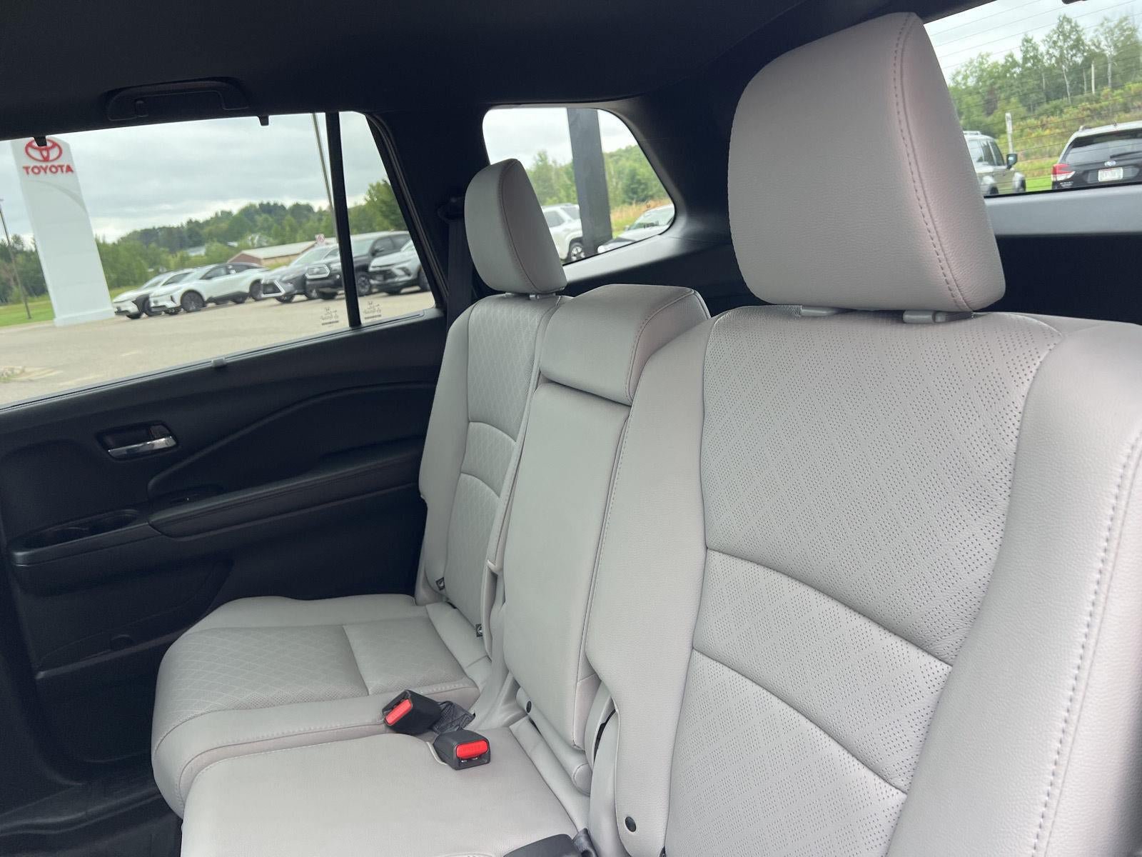 Used 2021 Honda Passport EX-L image 14