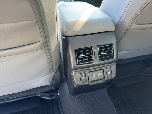 Used 2019 Subaru Outback 2.5i Limited AWD/4WD image 24