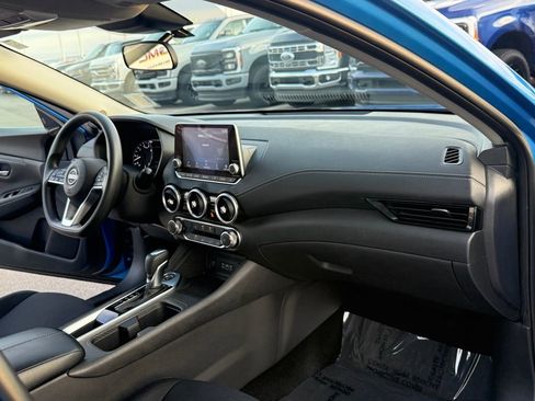 Used 2024 Nissan Sentra SV image 15