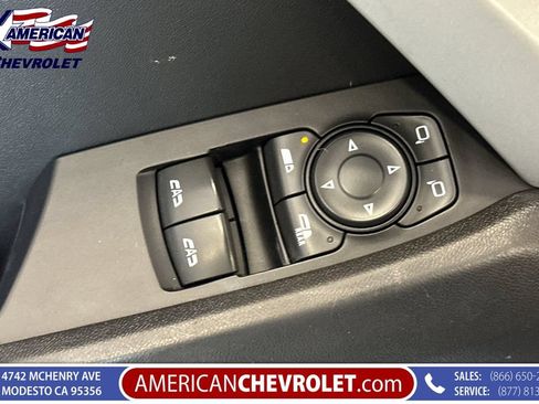 Used 2019 Chevrolet Camaro LT RWD image 14