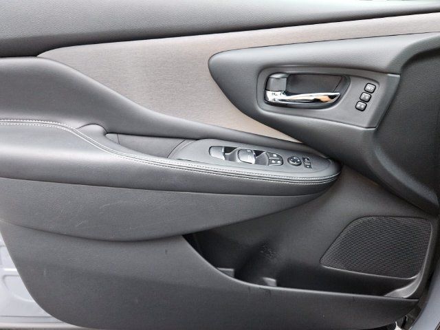 Used 2023 Nissan Murano SL w/ SL Moonroof Package FWD image 29