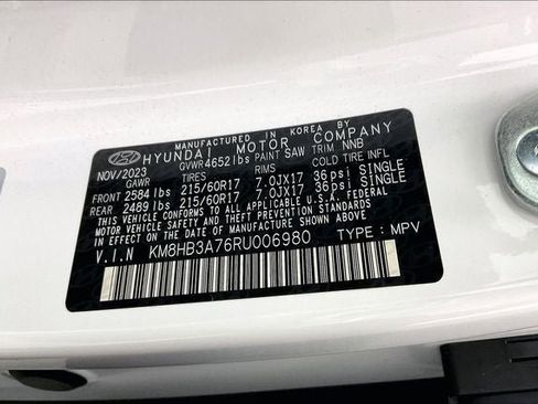 Certified 2024 Hyundai Kona SE image 32