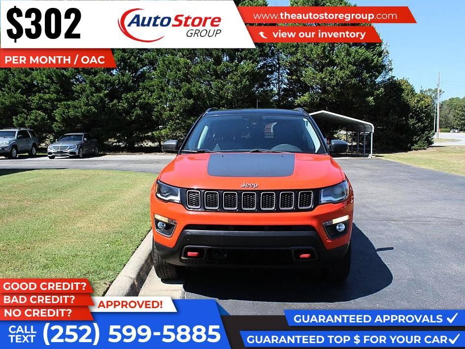 Used 2017 Jeep Compass Trailhawk AWD/4WD image 3